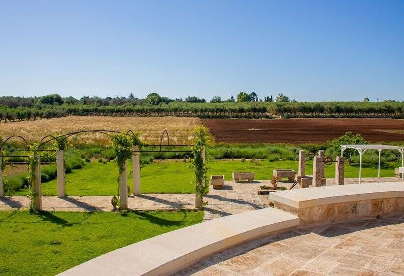 בית מלון כפרי Naturalis Bio Resort