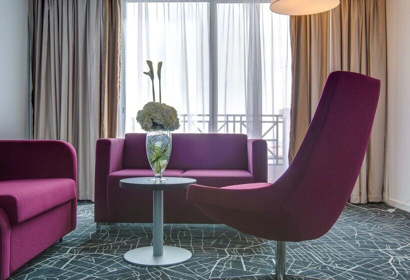 هتل Park Inn By Radisson Dammam