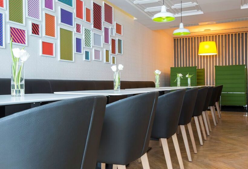 هتل Park Inn By Radisson Dammam