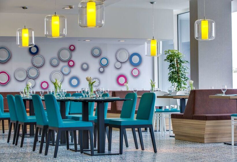 هتل Park Inn By Radisson Dammam