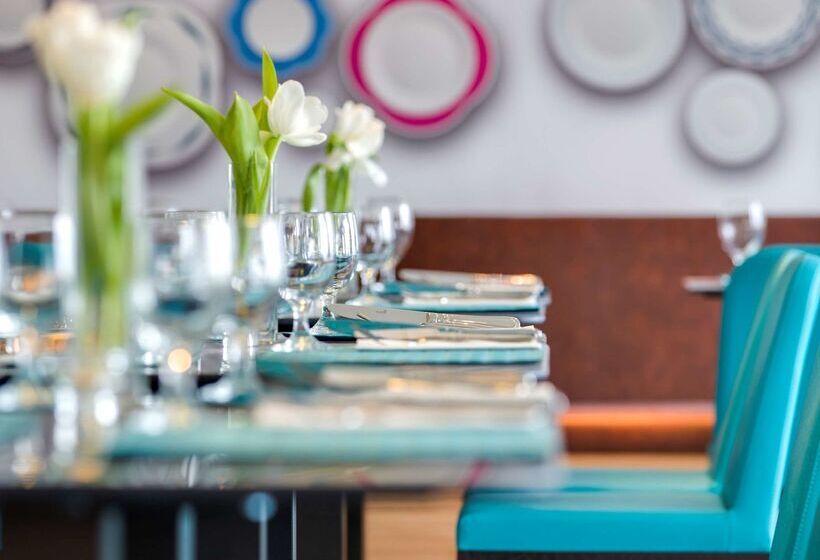 هتل Park Inn By Radisson Dammam