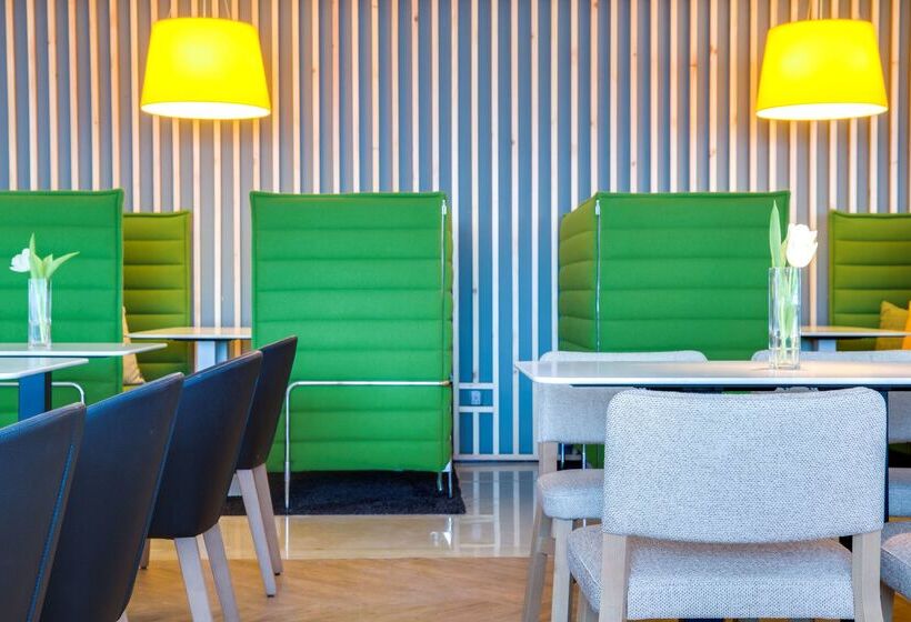 هتل Park Inn By Radisson Dammam