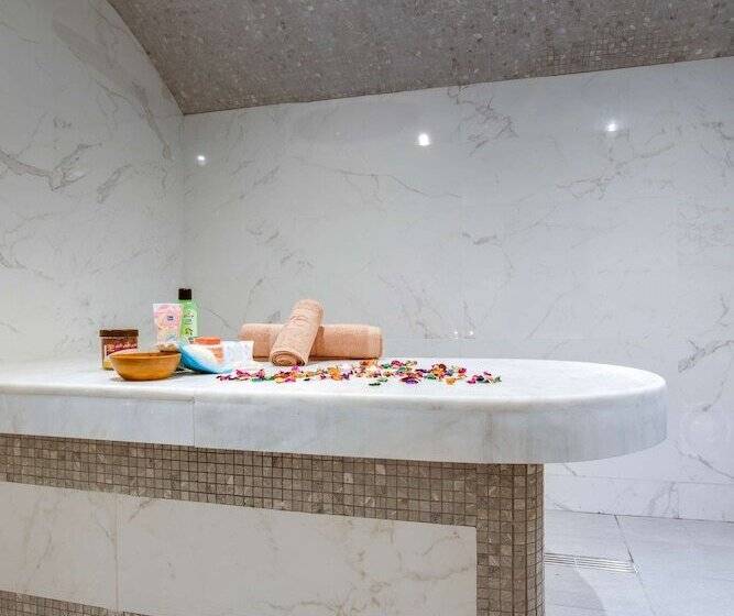 هتل Park Inn By Radisson Dammam