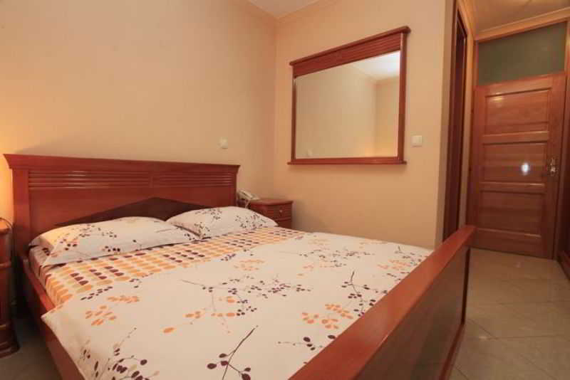 Отель Pasha Garni