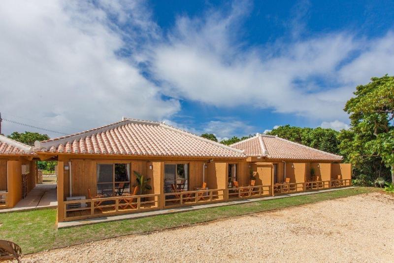 בית מלון כפרי Peace Island Taketomijima