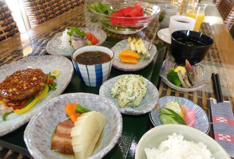 בית מלון כפרי Peace Island Taketomijima