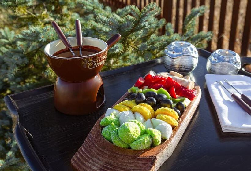 هتل Pik Palace, Shahdag, Autograph Collection