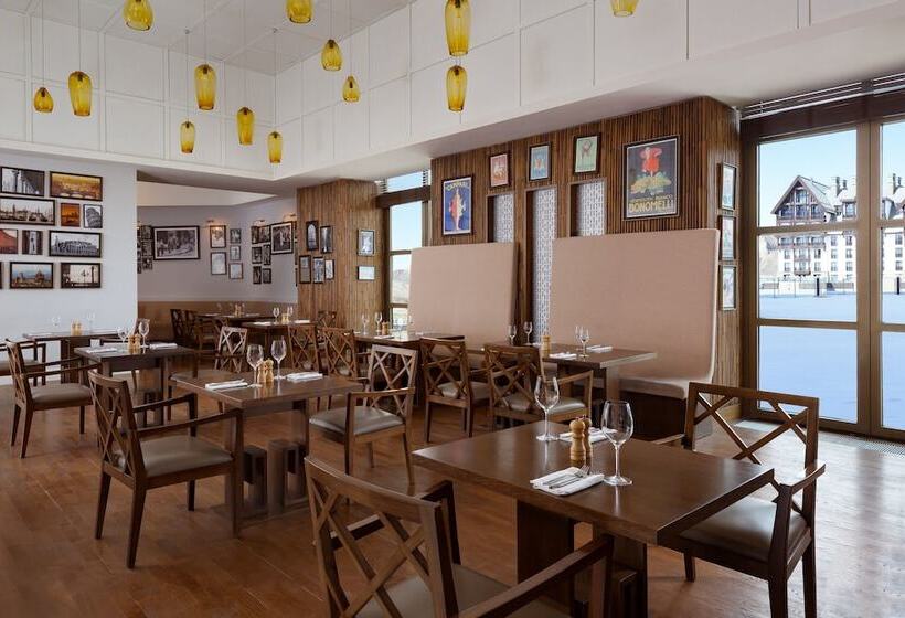 هتل Pik Palace, Shahdag, Autograph Collection