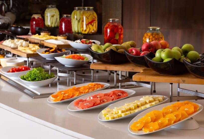 هتل Pik Palace, Shahdag, Autograph Collection