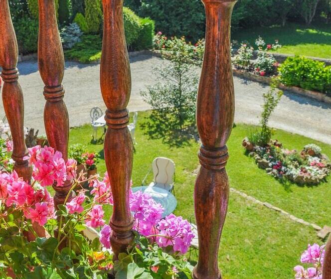 هتل Posada La Cotía