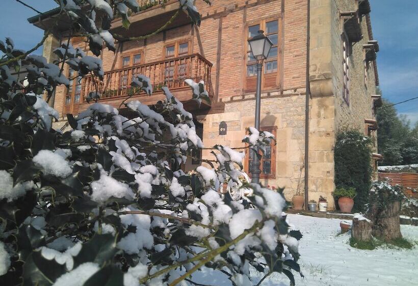 هتل Posada La Cotía