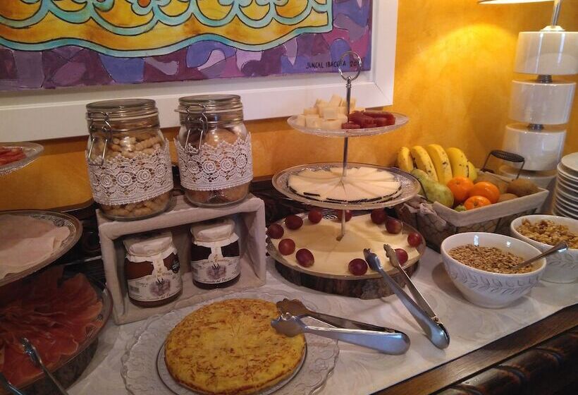 هتل Posada La Cotía