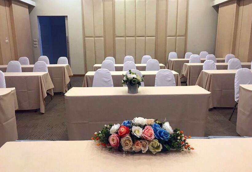 호텔 Prachuap Grand