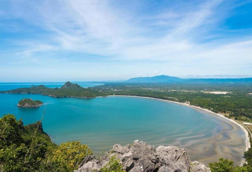 호텔 Prachuap Grand