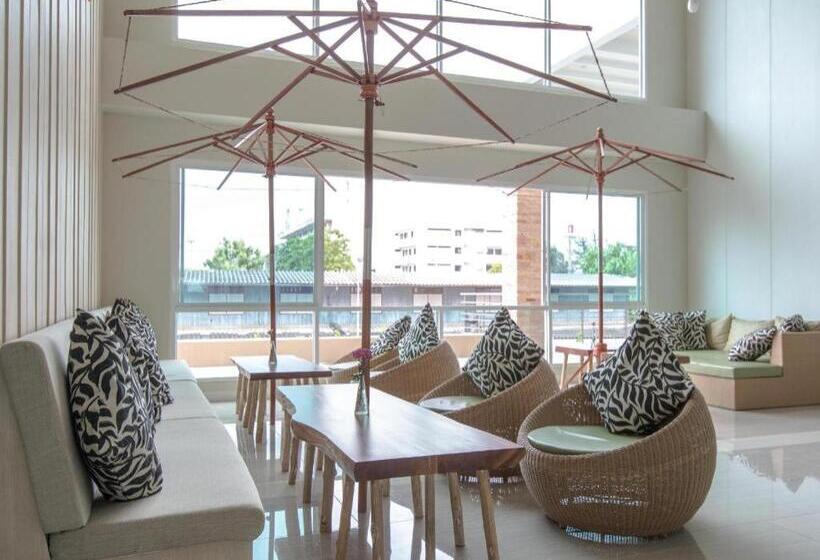 호텔 Prachuap Grand