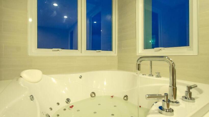 호텔 Prachuap Grand