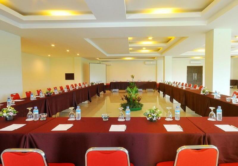 Pratama Hotel & Convention Mataram