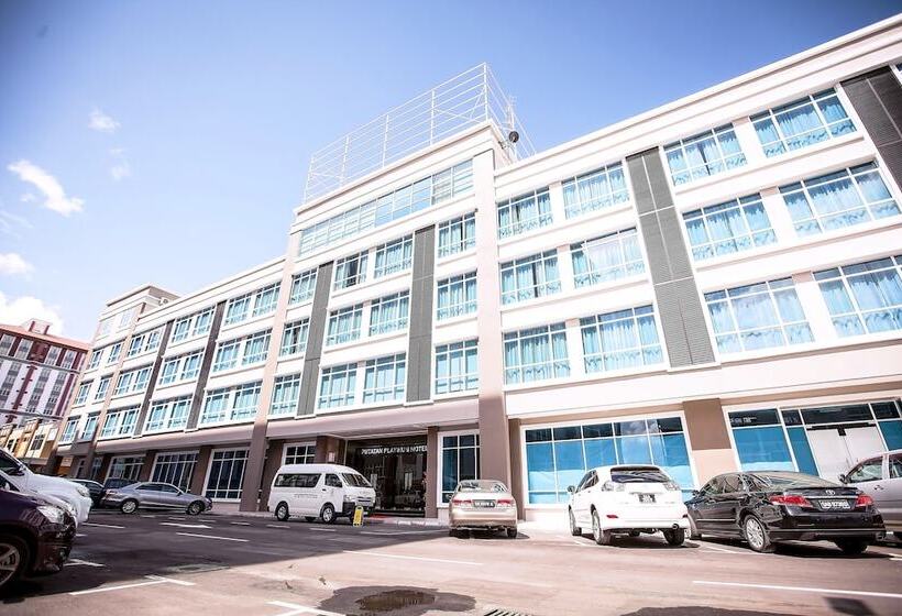 فندق Putatan Platinum