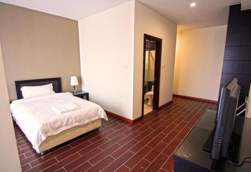 فندق Putatan Platinum