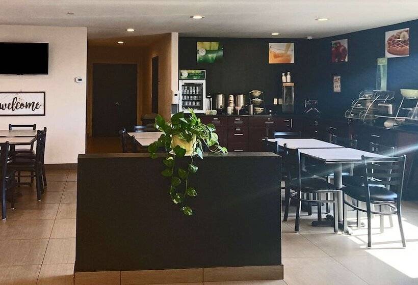 فندق Quality Inn & Suites Near Downtown Bakersfield