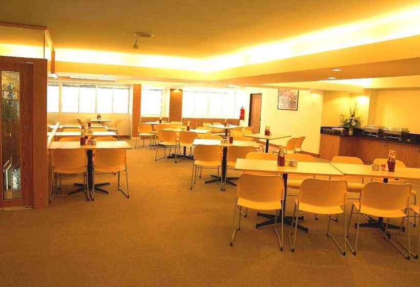 בית מלון כפרי Regal Malaysia