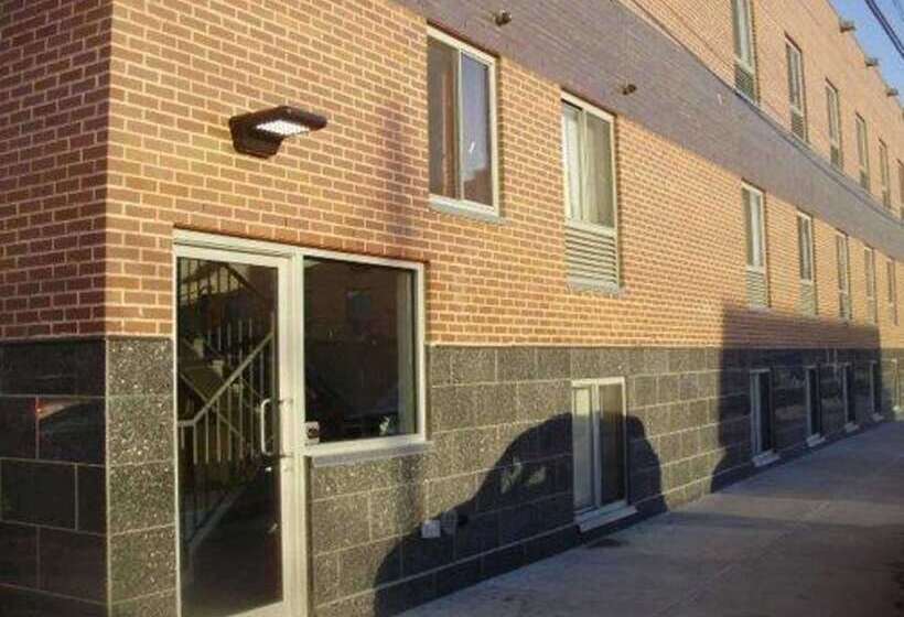 Отель Rodeway Inn Near Jfk Airport