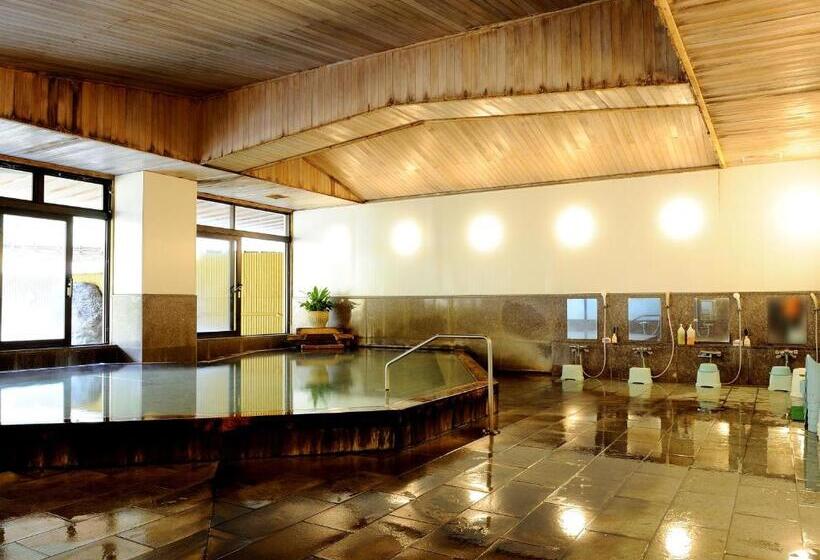 فندق Shiobara Onsen Yashio Lodge