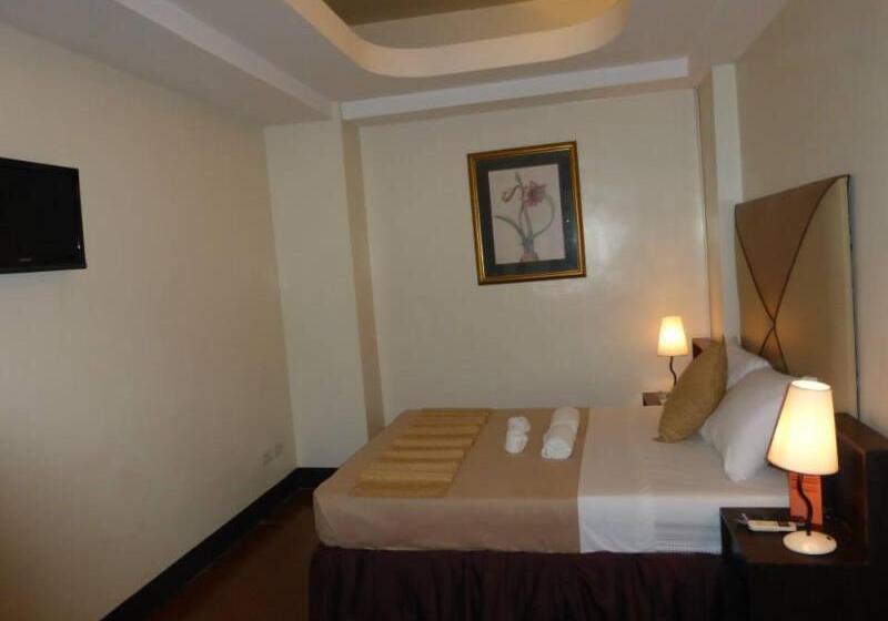 هتل Silver Oaks Suites &