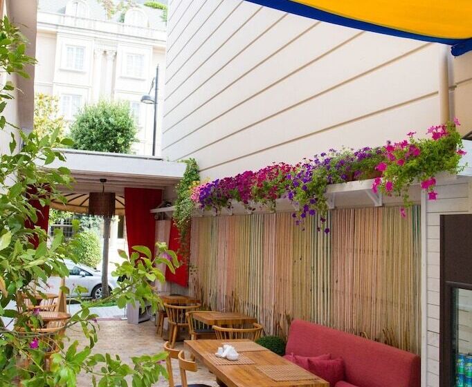 هتل Sultan Mehmed