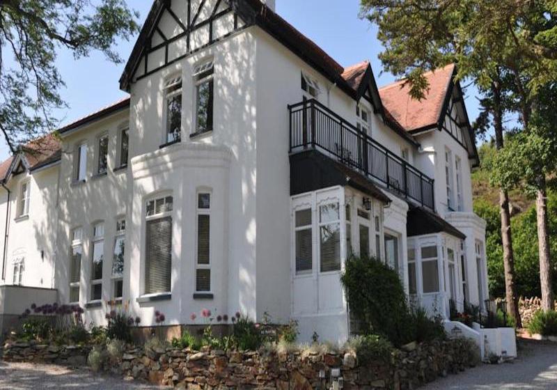 乡村酒店  Sychnant pass Country House