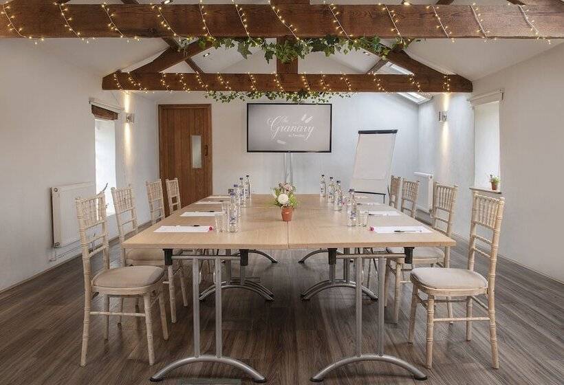 فندق The Granary At Fawsley