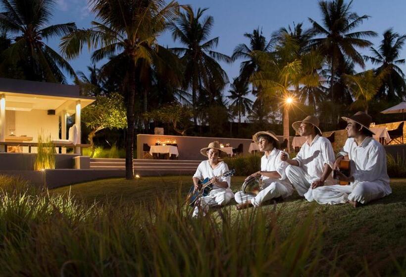 בית מלון כפרי The Lombok Lodge Suites & Private Villas