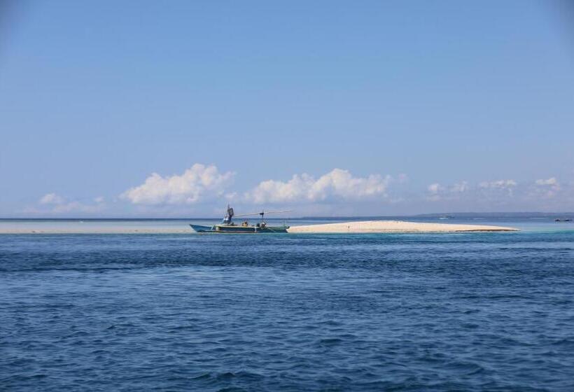 בית מלון כפרי The Lombok Lodge Suites & Private Villas