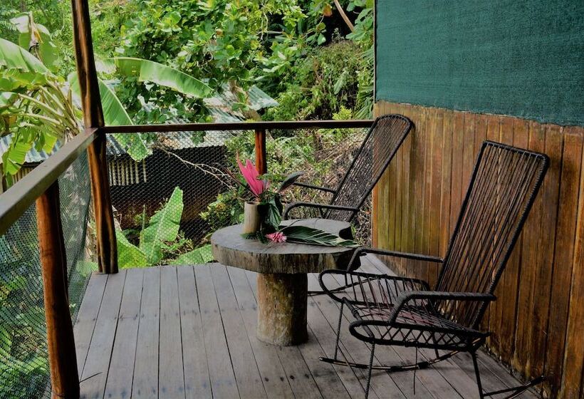 فندق The Lookout Inn Lodge