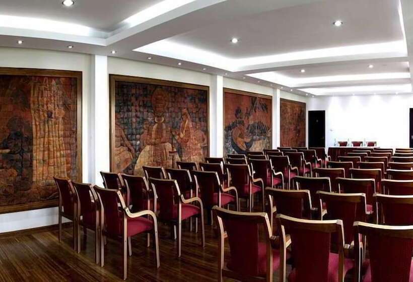 בית מלון כפרי The Wave Water Front Luxury Resort & Spa