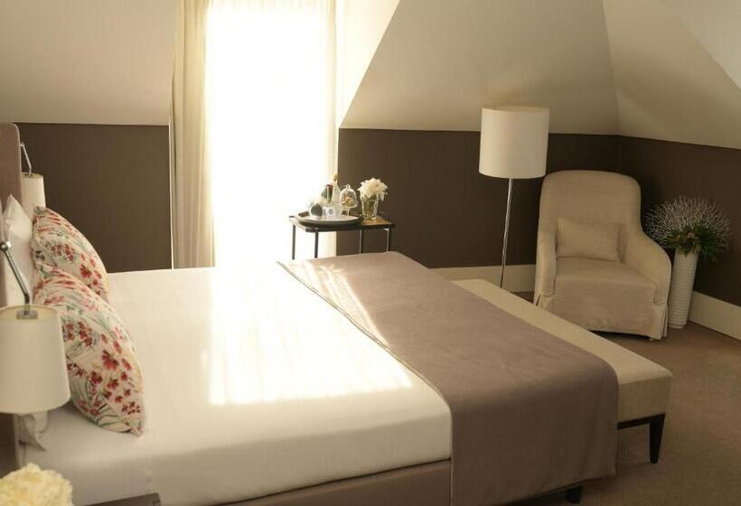 酒店 Universal Boutique