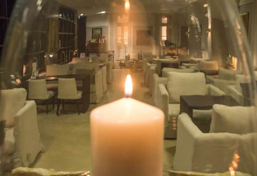 酒店 Universal Boutique