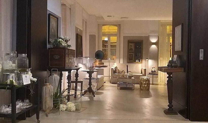 酒店 Universal Boutique