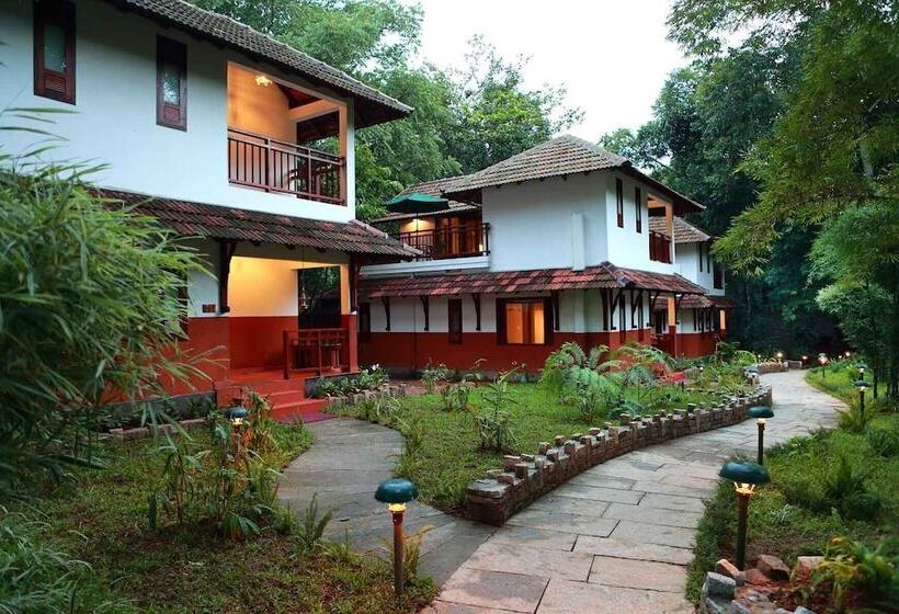 Отель Vythiri Resort