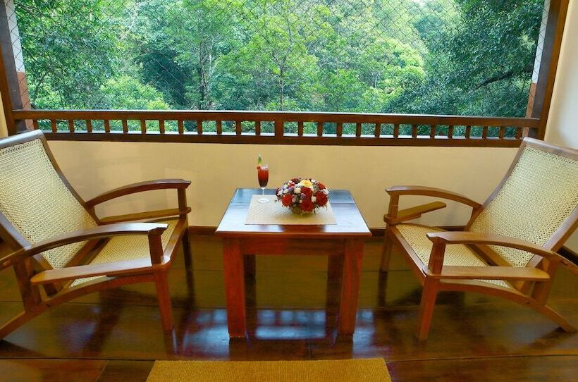 Отель Vythiri Resort