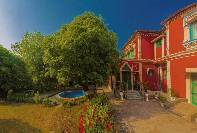 فندق Welcomheritage Judges Court