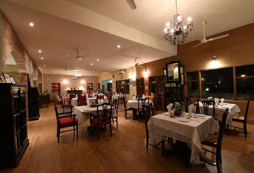 فندق Welcomheritage Judges Court