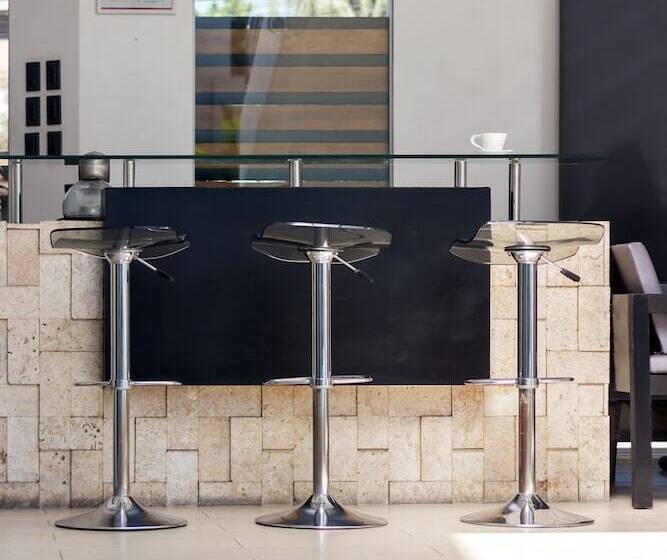 هتل Winds Boutique