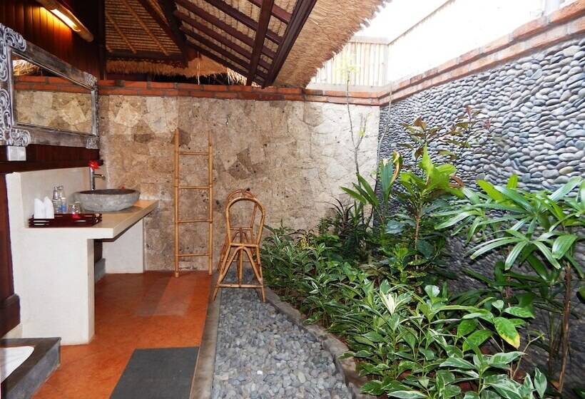 Kinaara Resort & Spa