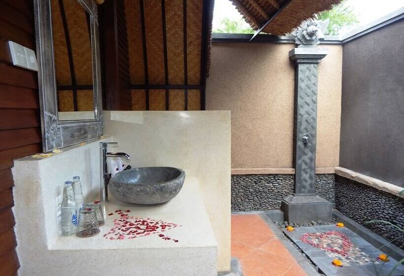 Kinaara Resort & Spa