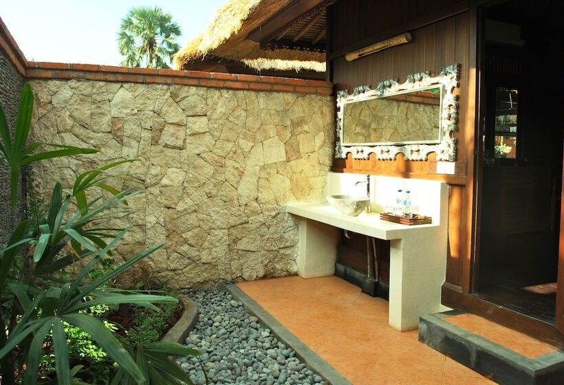 Kinaara Resort & Spa
