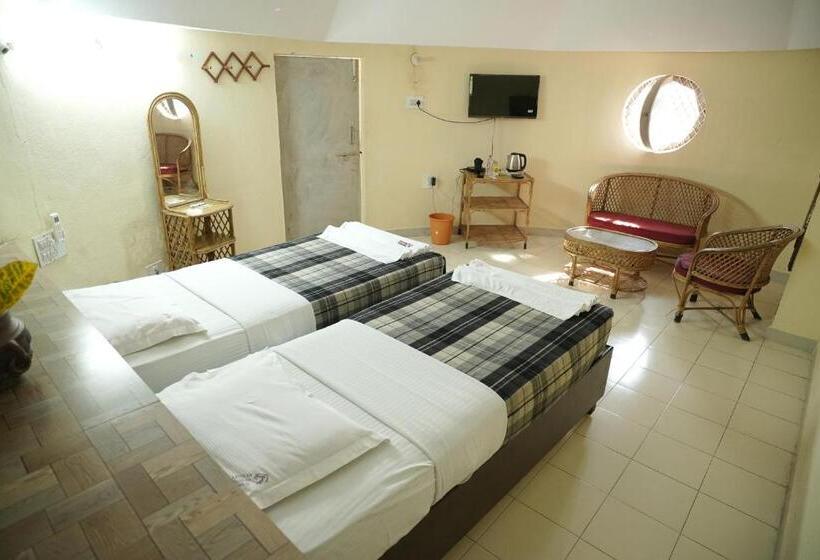 Kishkinda Heritage Resort