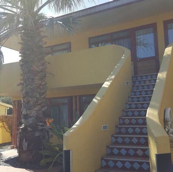 فندق على الطريق Apartments Paradiso