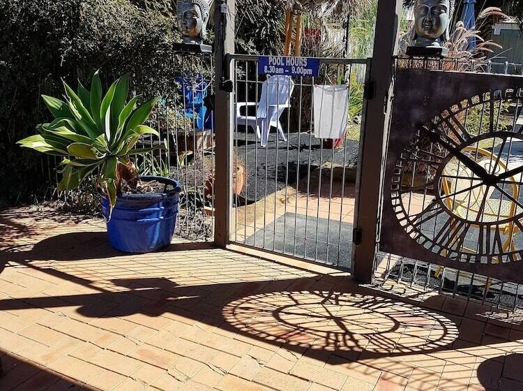 מוטל Bidgee Motor Inn