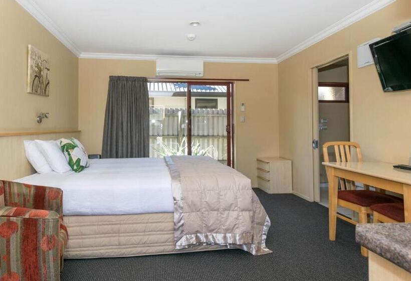 מוטל Blenheim Spa Motor Lodge